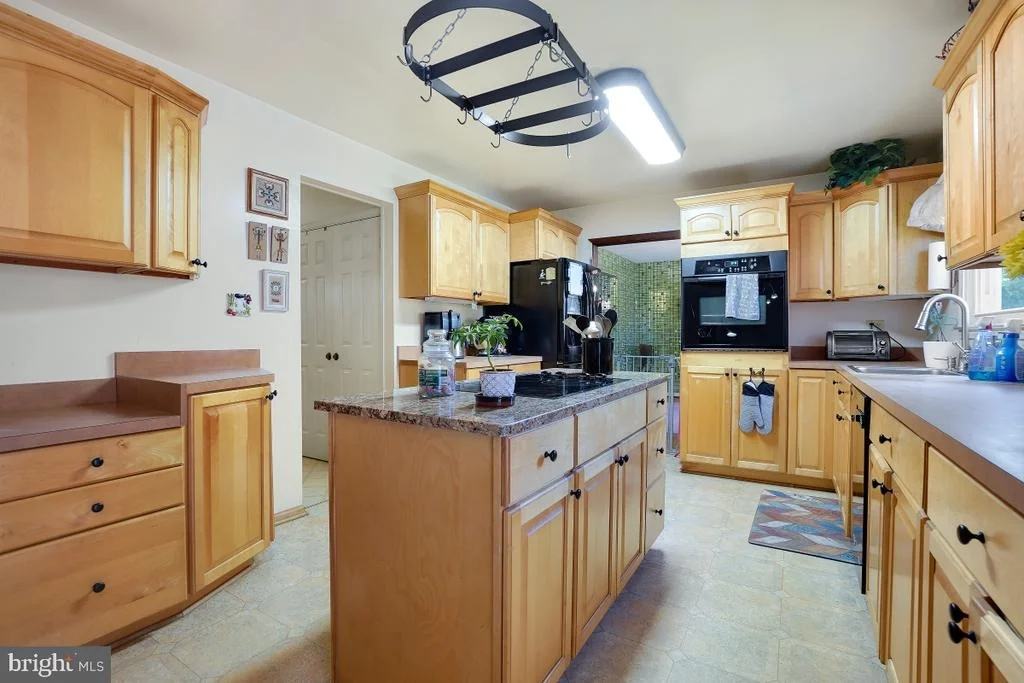 Photo of 14320 CANTRELL ROAD