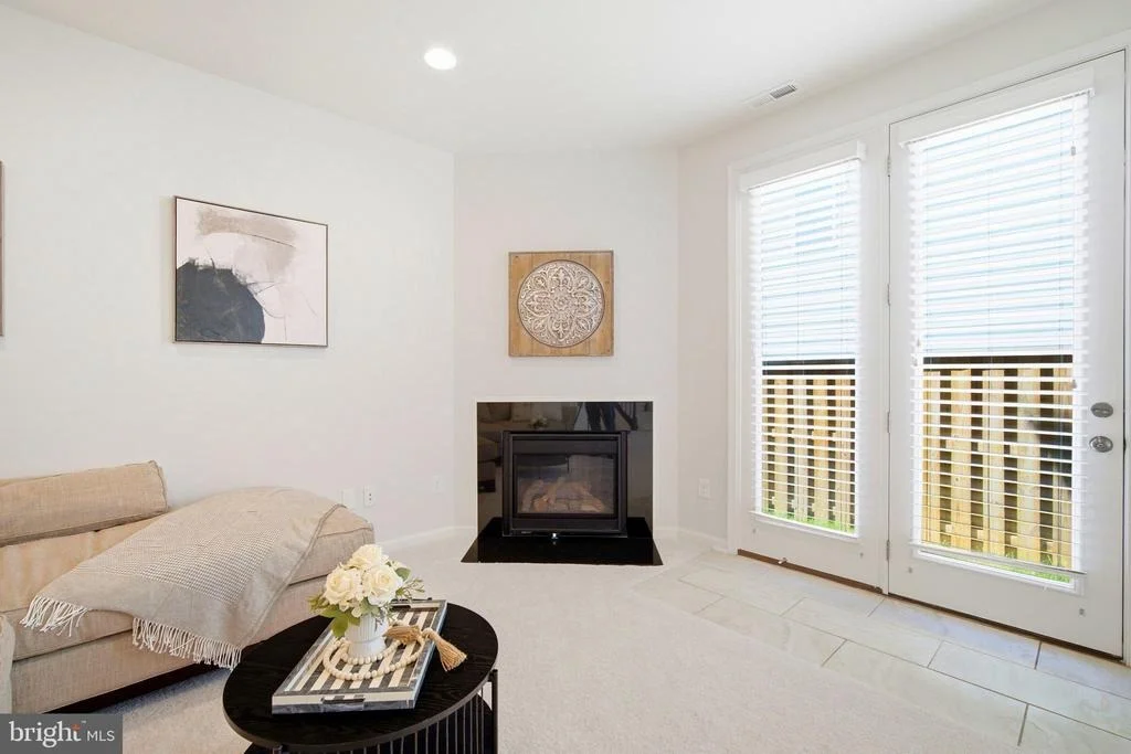 Photo of 23489 EPPERSON SQUARE