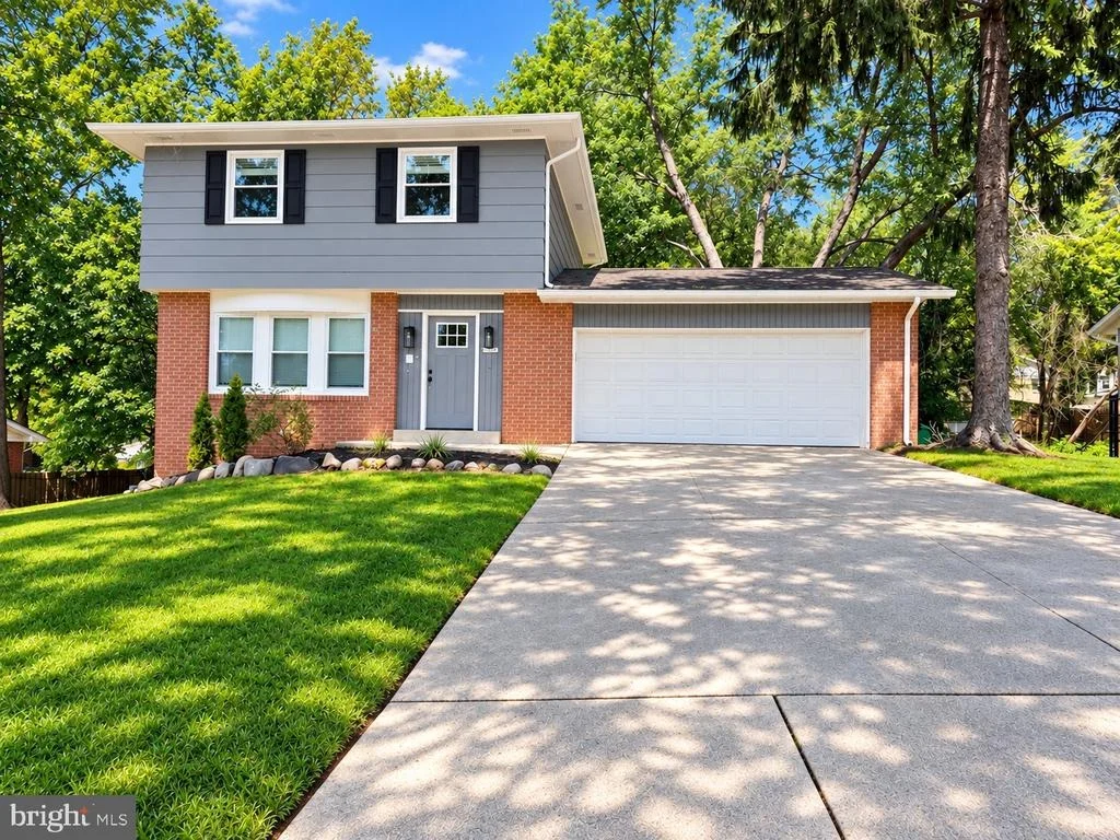 Photo of 11004 TYRONE DRIVE