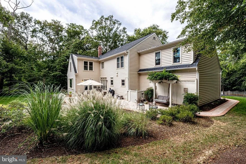 Photo of 12704 POND CREST LANE