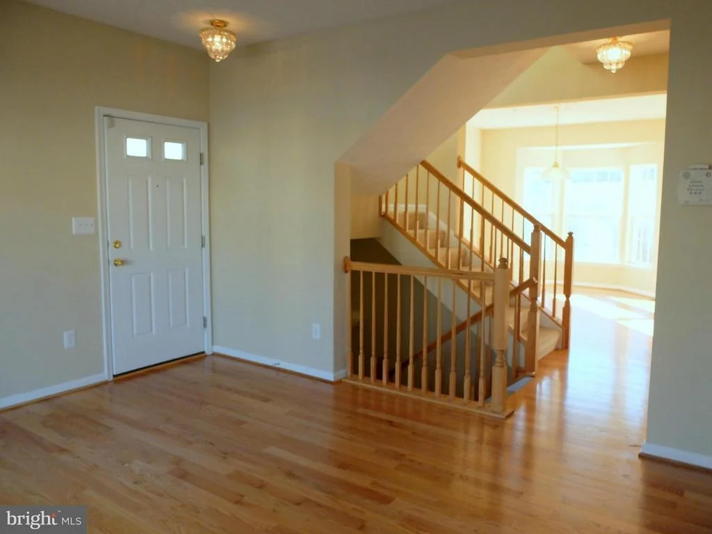 Photo of 2424 KNAPPS WAY