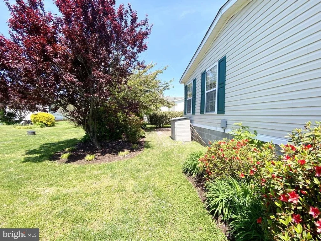 Photo of 4 MAYFAIR LANE