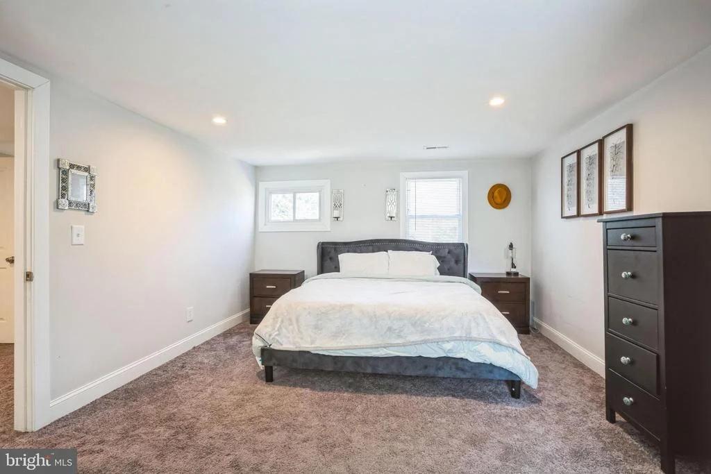 Photo of 2709 COX NECK ROAD