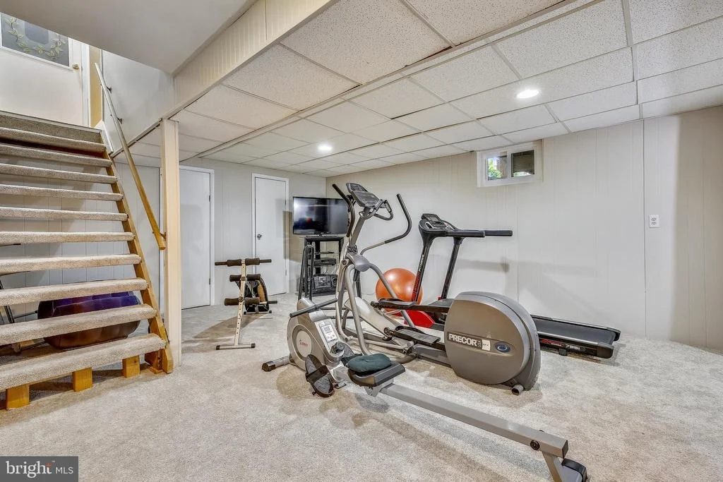 Photo of 15225 CENTERGATE DRIVE