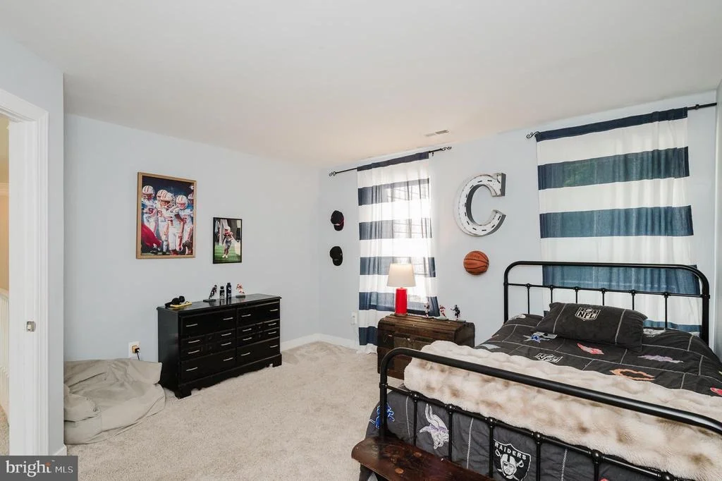 Photo of 2320 QUEENSBURY DRIVE