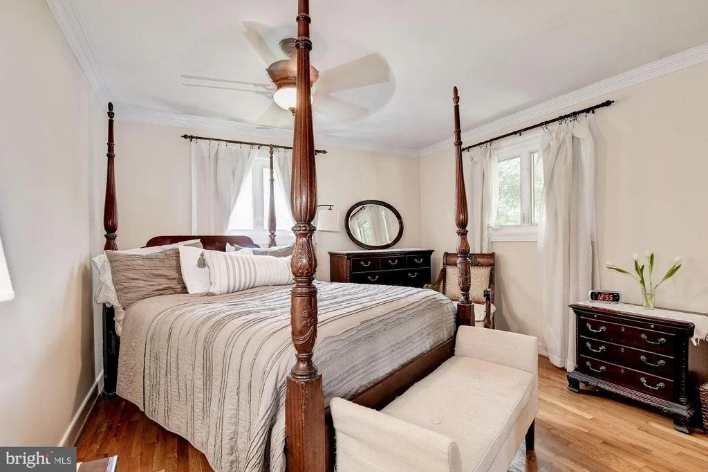 Photo of 1120 DEVERE DRIVE