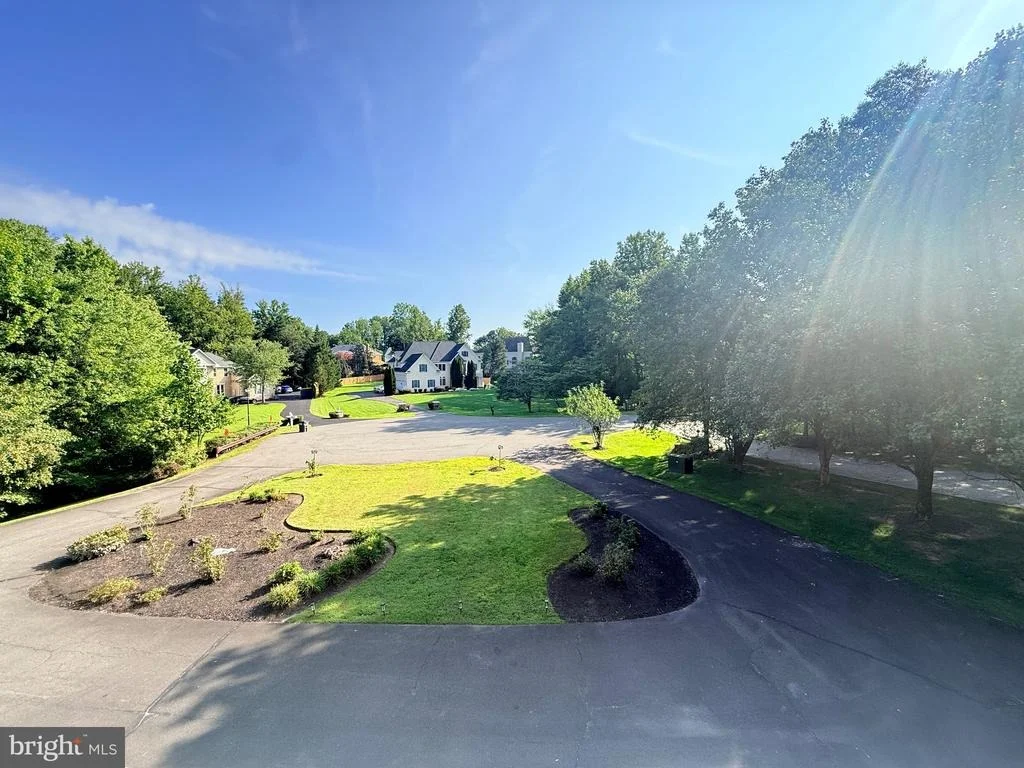 Photo of 6403 BURKE WOODS DRIVE