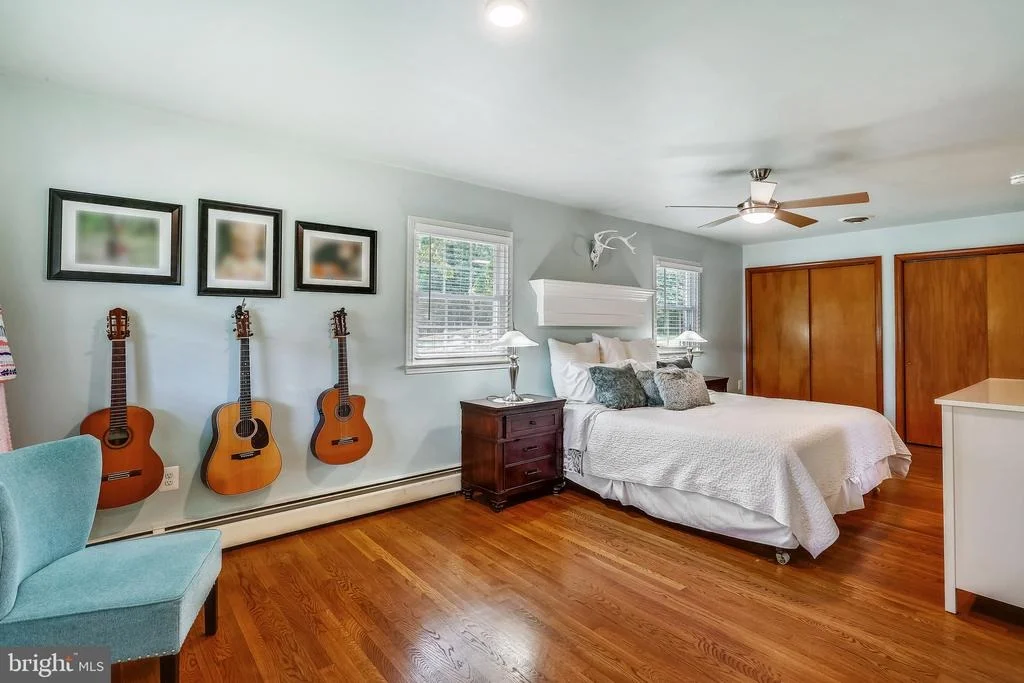 Photo of 24120 DOREEN DRIVE