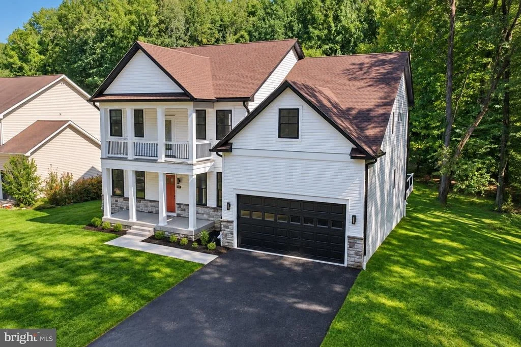 Photo of 1989 MITCHELL DRIVE