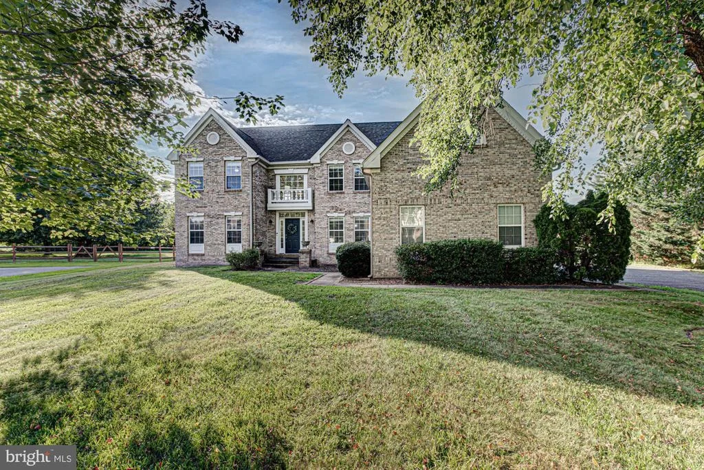 Photo of 218 SHEATS LANE
