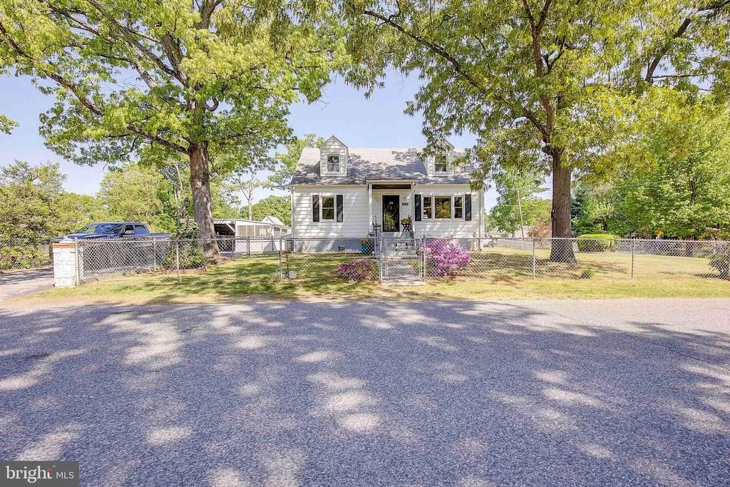 Photo of 7310 MILLIGAN LANE