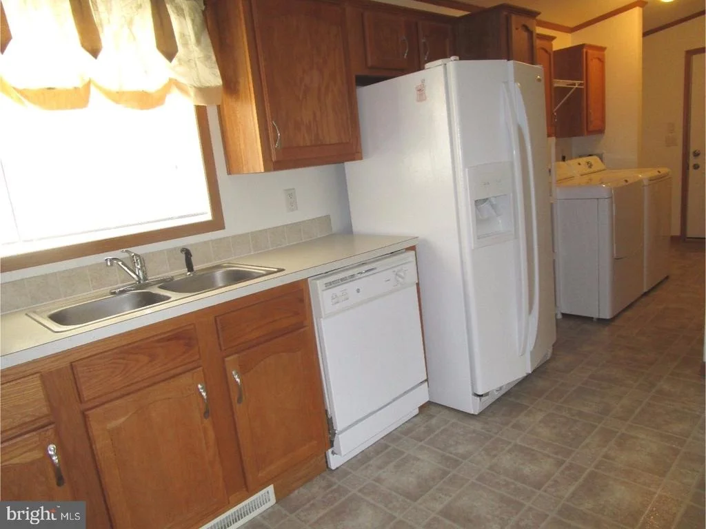 Photo of 304 PERSIMMON CIRCLE