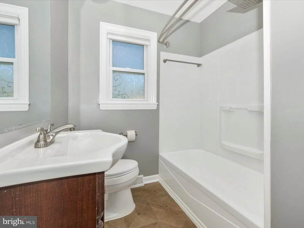 Photo of 1112 2ND AVENUE