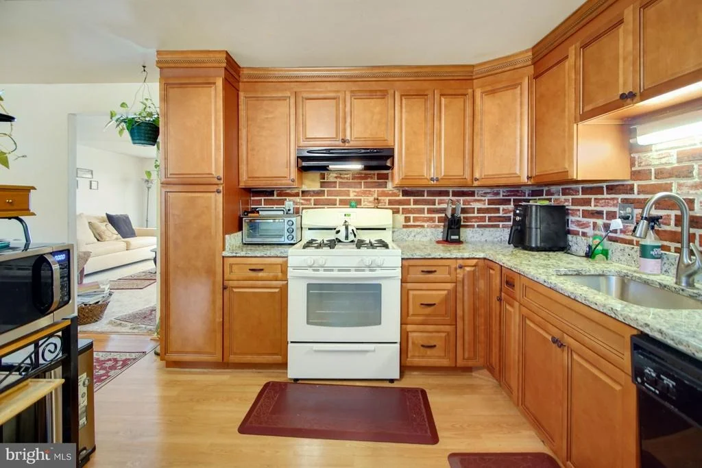 Photo of 4632 HARWICH DRIVE