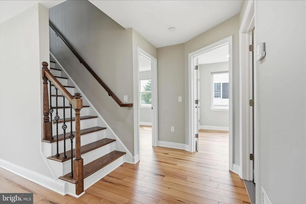 Photo of 1633 REED ROAD