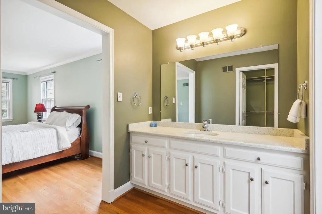 Photo of 8217 WINDSOR VIEW TERRACE