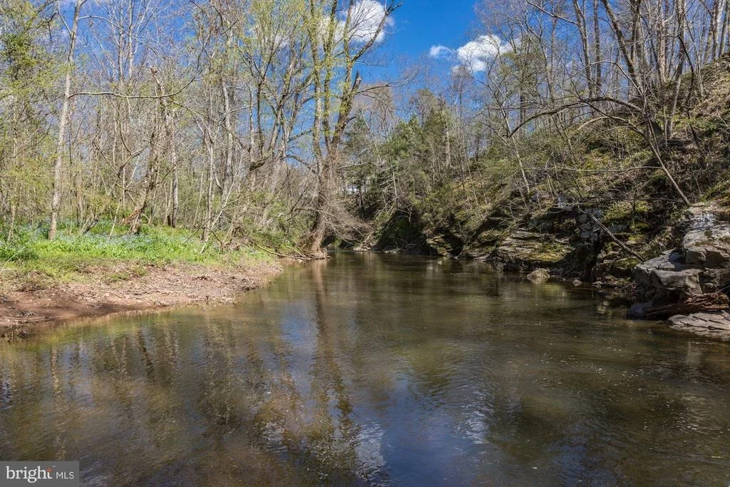 Photo of 5021 SUDLEY ROAD