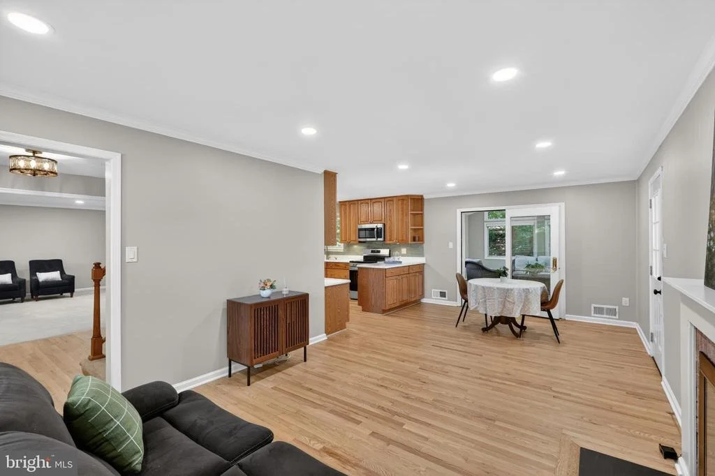 Photo of 6710 SYDENSTRICKER ROAD