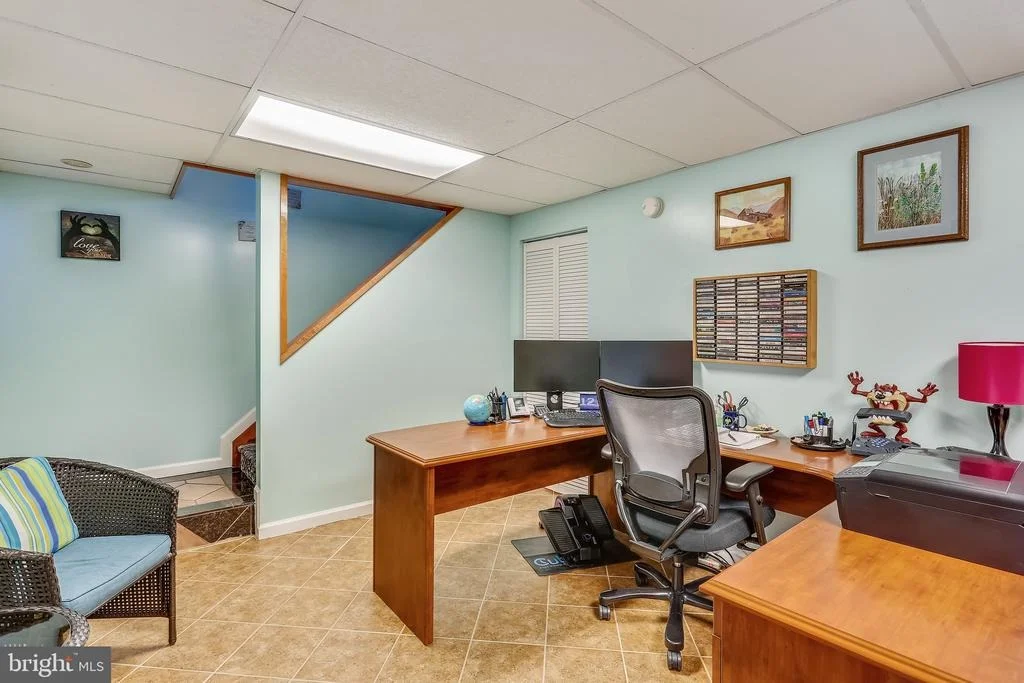 Photo of 915 POINTER RIDGE DRIVE