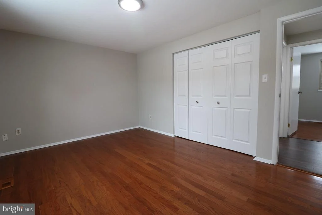 Photo of 17501 COLLIER CIRCLE