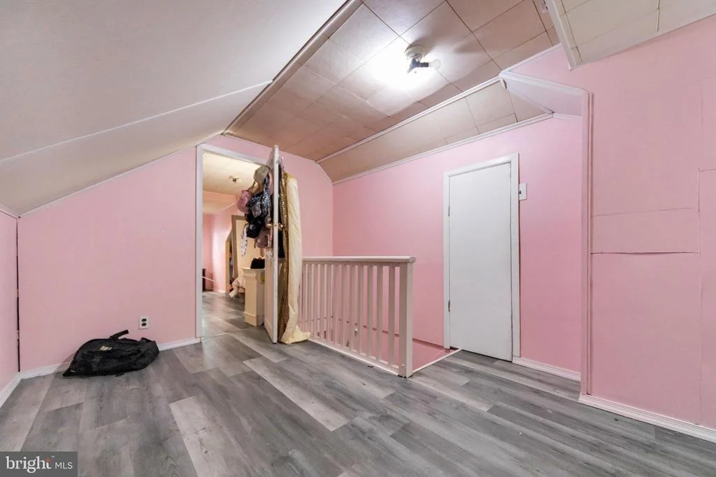 Photo of 27 ELM AVENUE