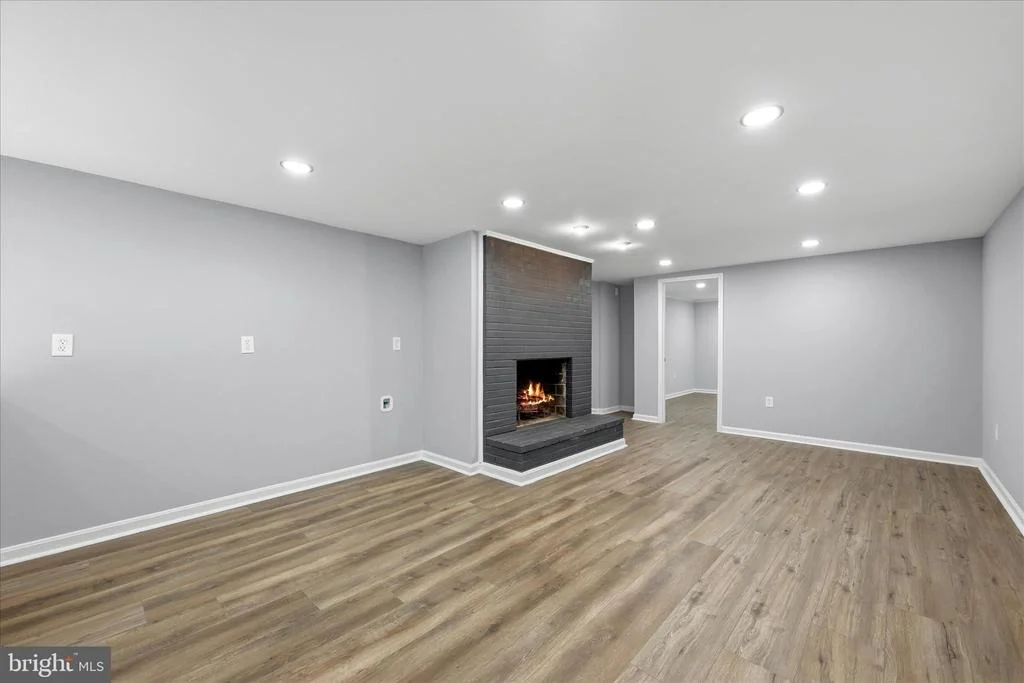 Photo of 2639 LOGMILL ROAD