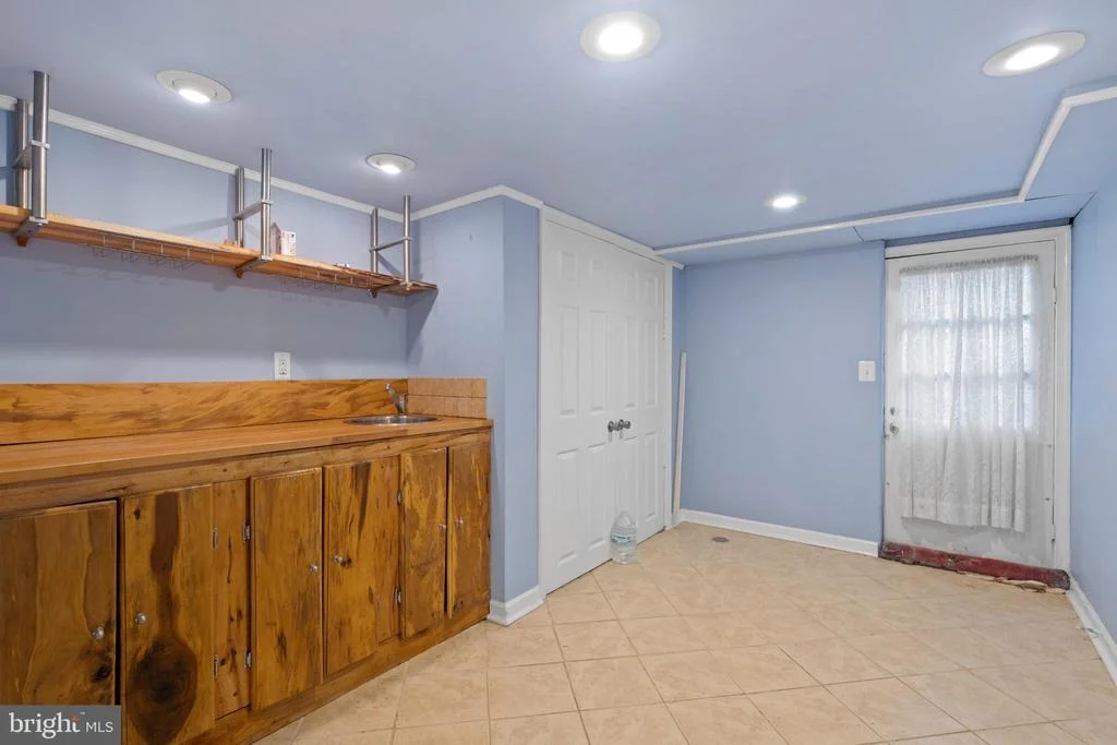 Photo of 2605 MARSHALL HALL ROAD