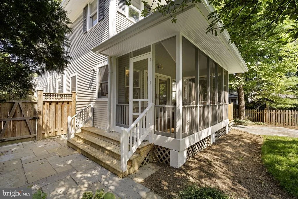 Photo of 3604 SPRING STREET
