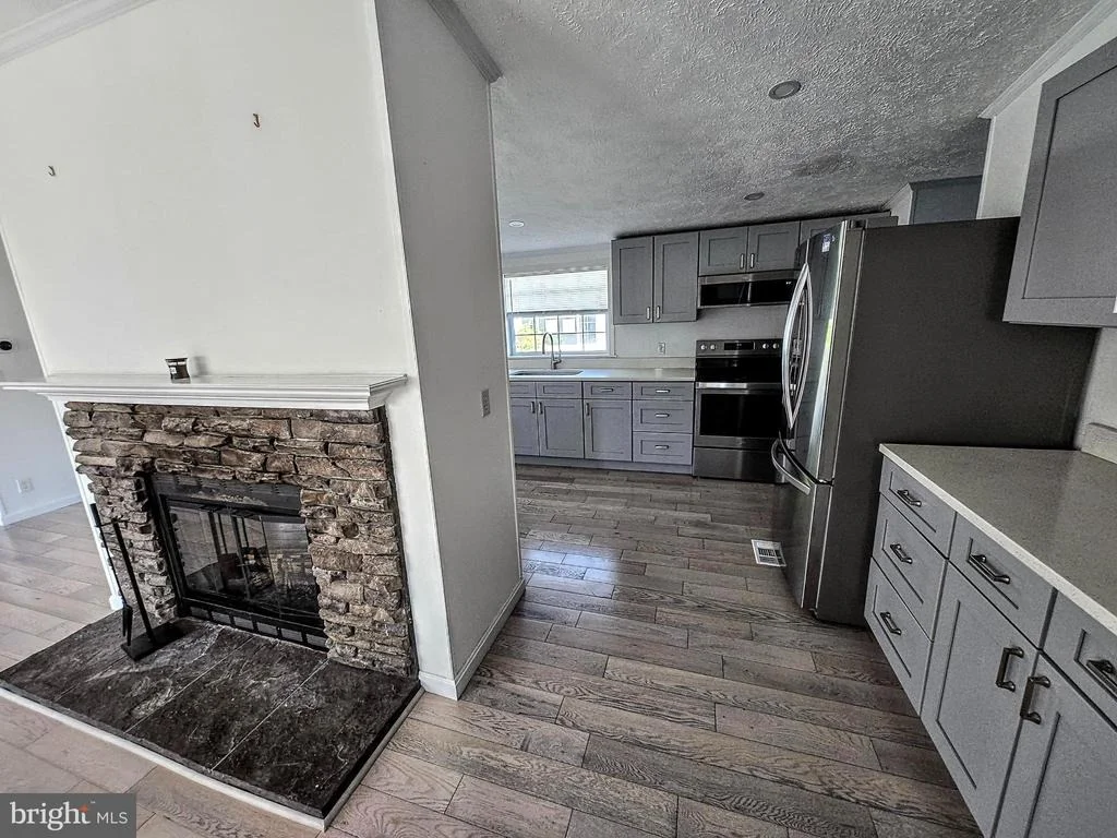Photo of 225 POCLAIN DRIVE
