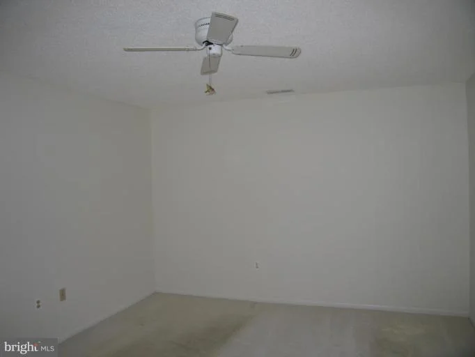 Photo of Unit 842F at 15310 PINE ORCHARD DRIVE