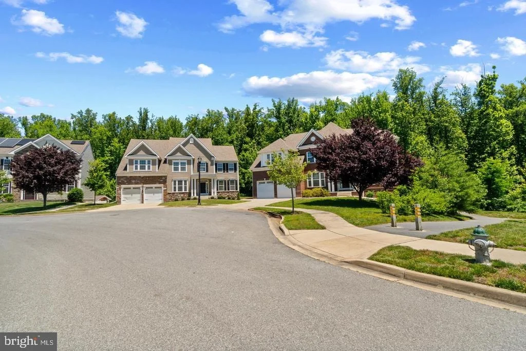 Photo of 9613 MANOR OAKS VIEW