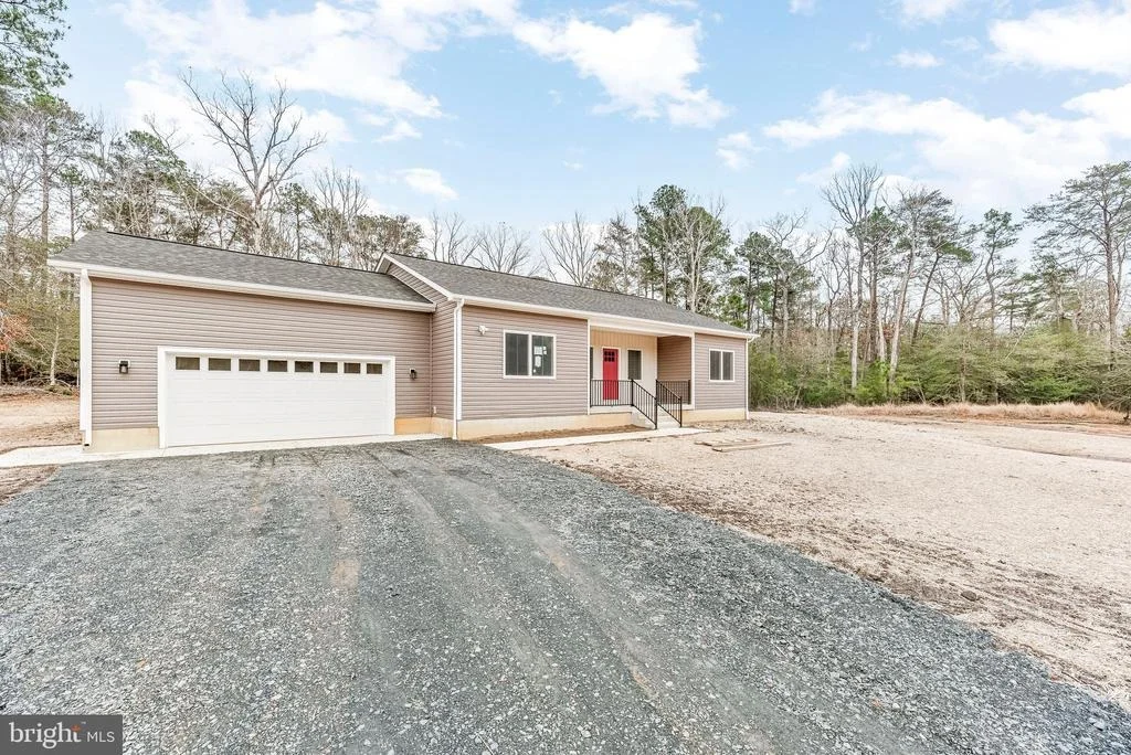 Photo of 20250 HAWKS WAY