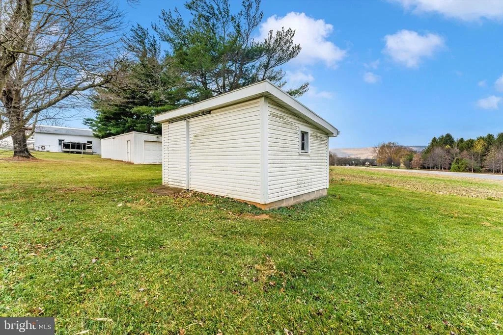 Photo of 6438 BROAD RUN ROAD