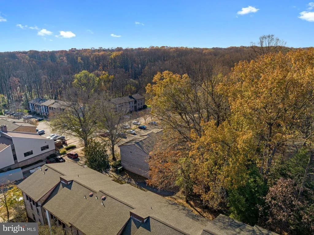 Photo of Unit 901B at 11650 STONEVIEW SQUARE