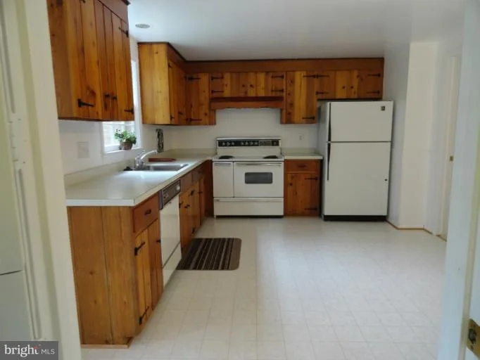 Photo of 2403 STRATTON DRIVE