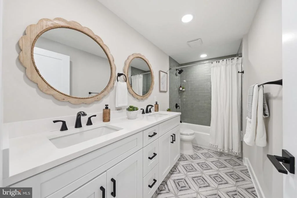 Photo of 615 PARDEE LANE