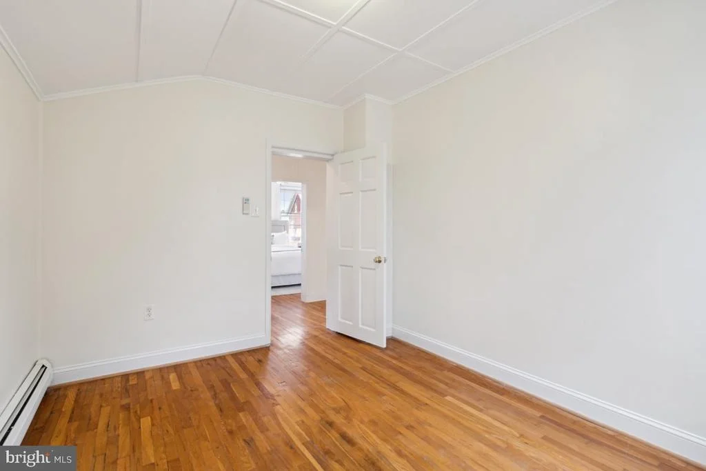Photo of 114 E 7TH STREET E