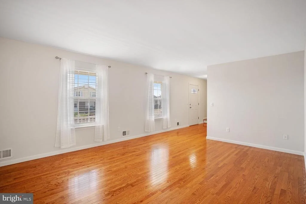 Photo of 20 OCEAN BOULEVARD