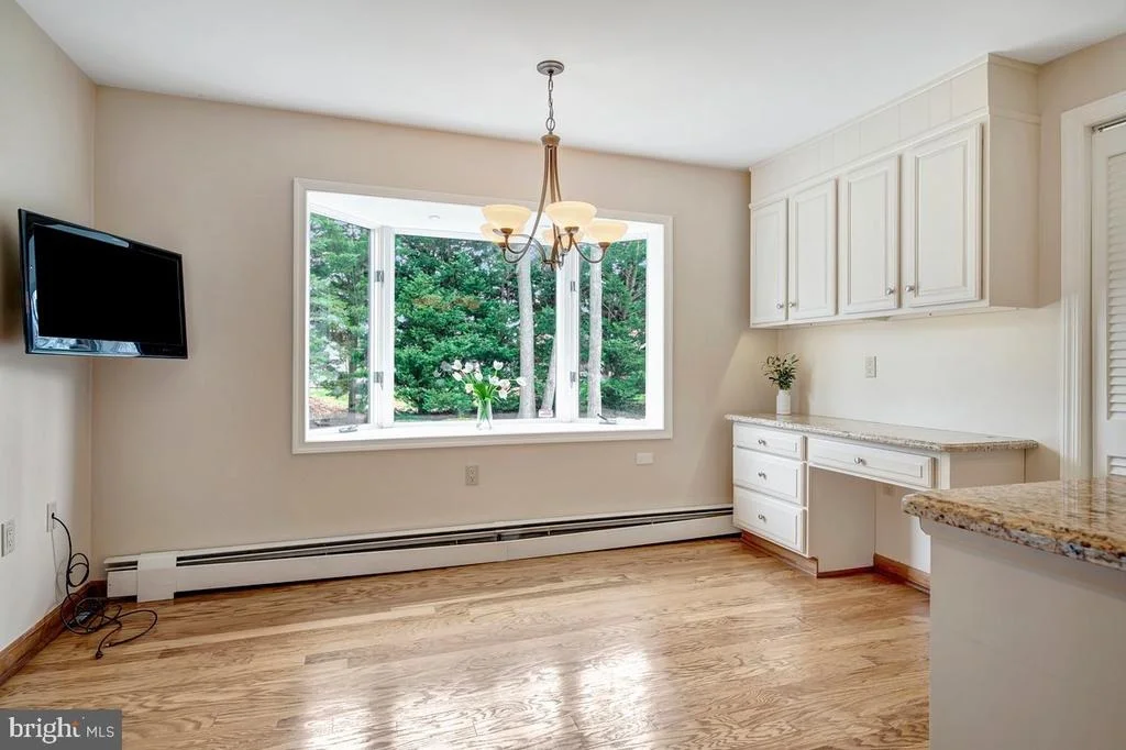 Photo of 706 BRISTOL ROAD