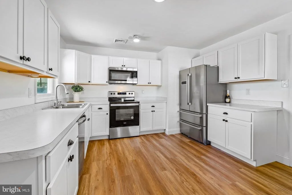 Photo of 9 LEEDOM ROAD