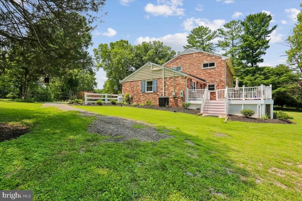 Photo of 14811 SPRINGFIELD ROAD