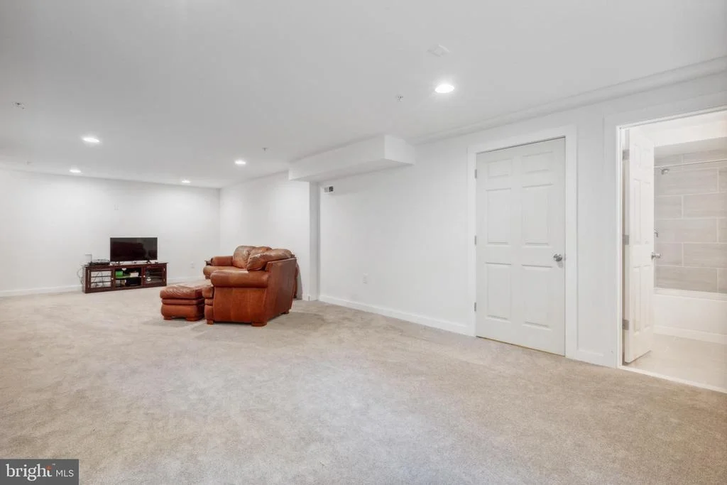 Photo of 803 NORWOOD ROAD