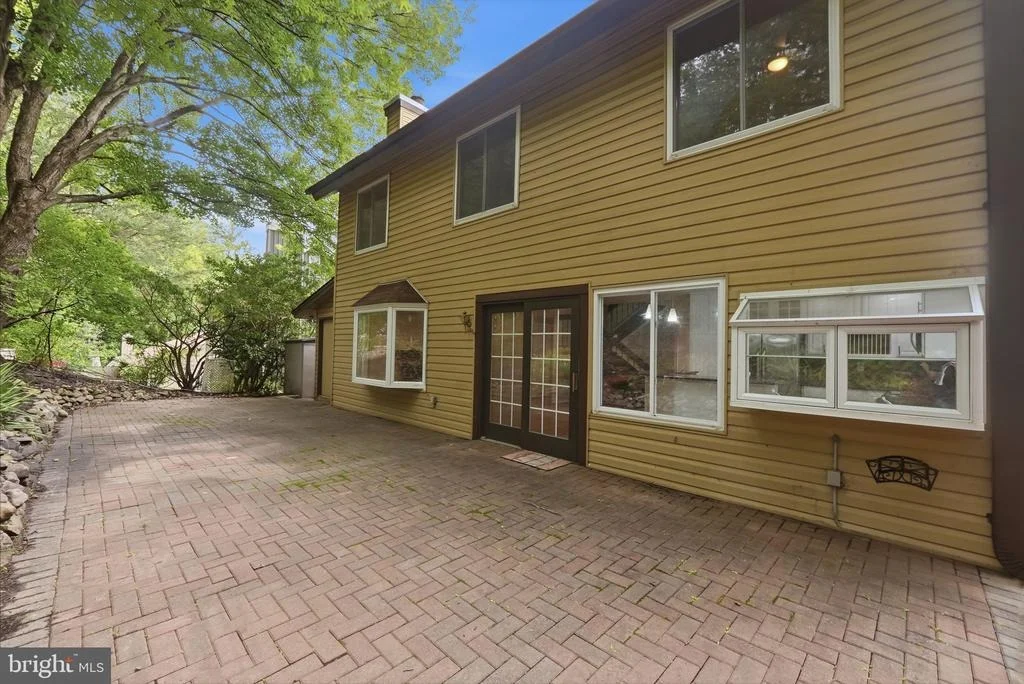 Photo of 7818 MULBERRY BOTTOM LANE
