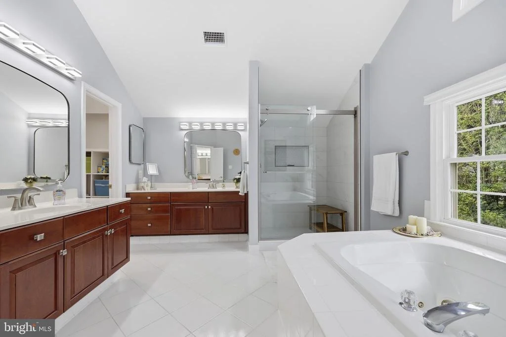 Photo of 5019 TOTHILL