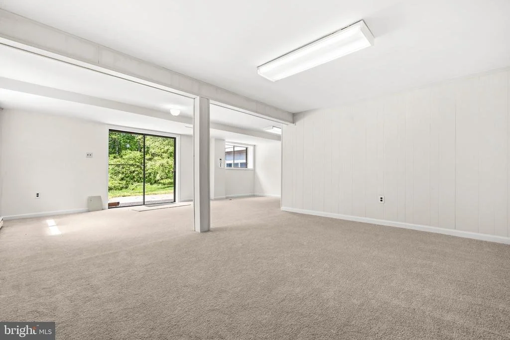 Photo of 12404 WALLACE LANE