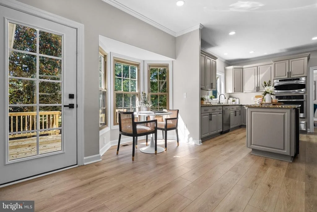 Photo of 9425 FLOWERDEN LANE