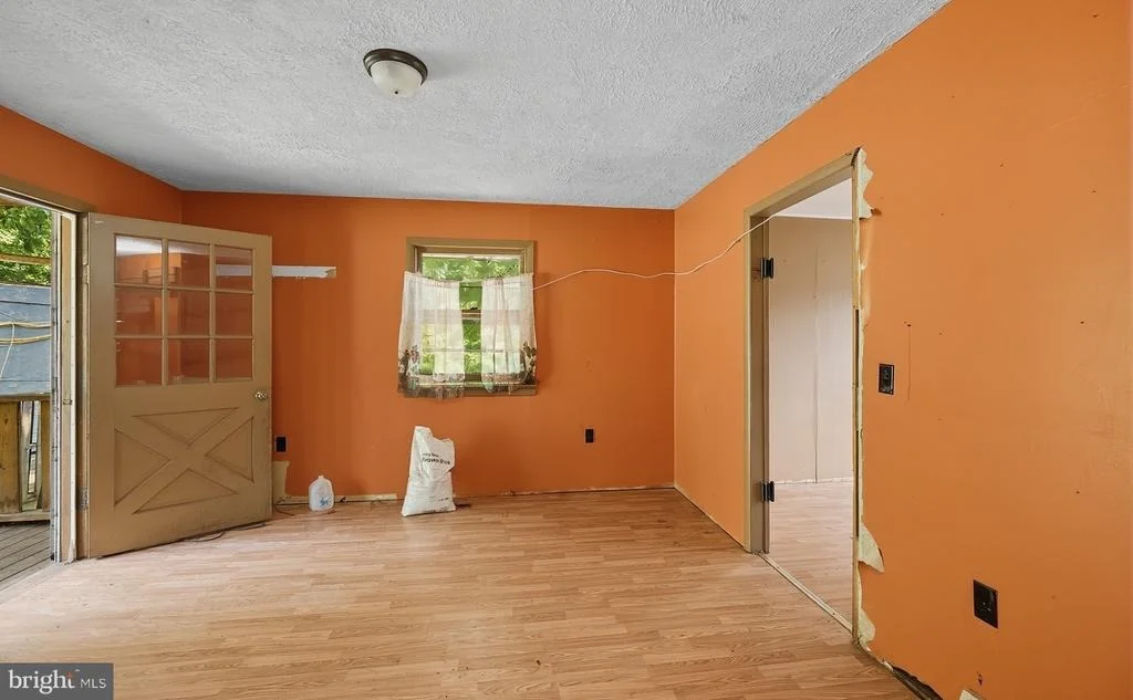Photo of 828 LEE ROAD