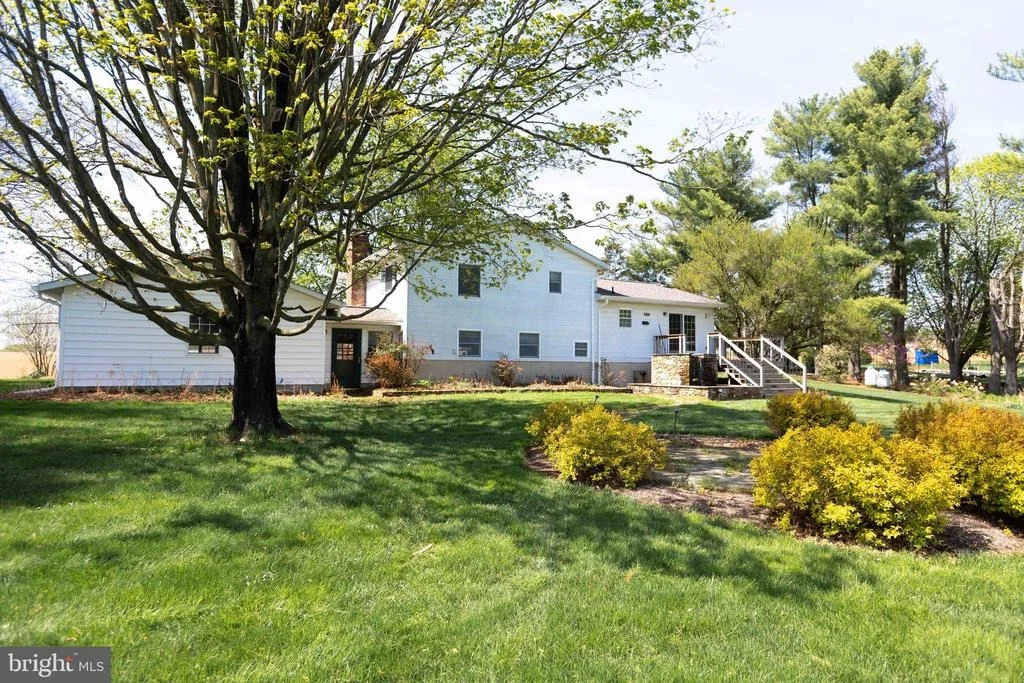 Photo of 17605 GRACE ROAD