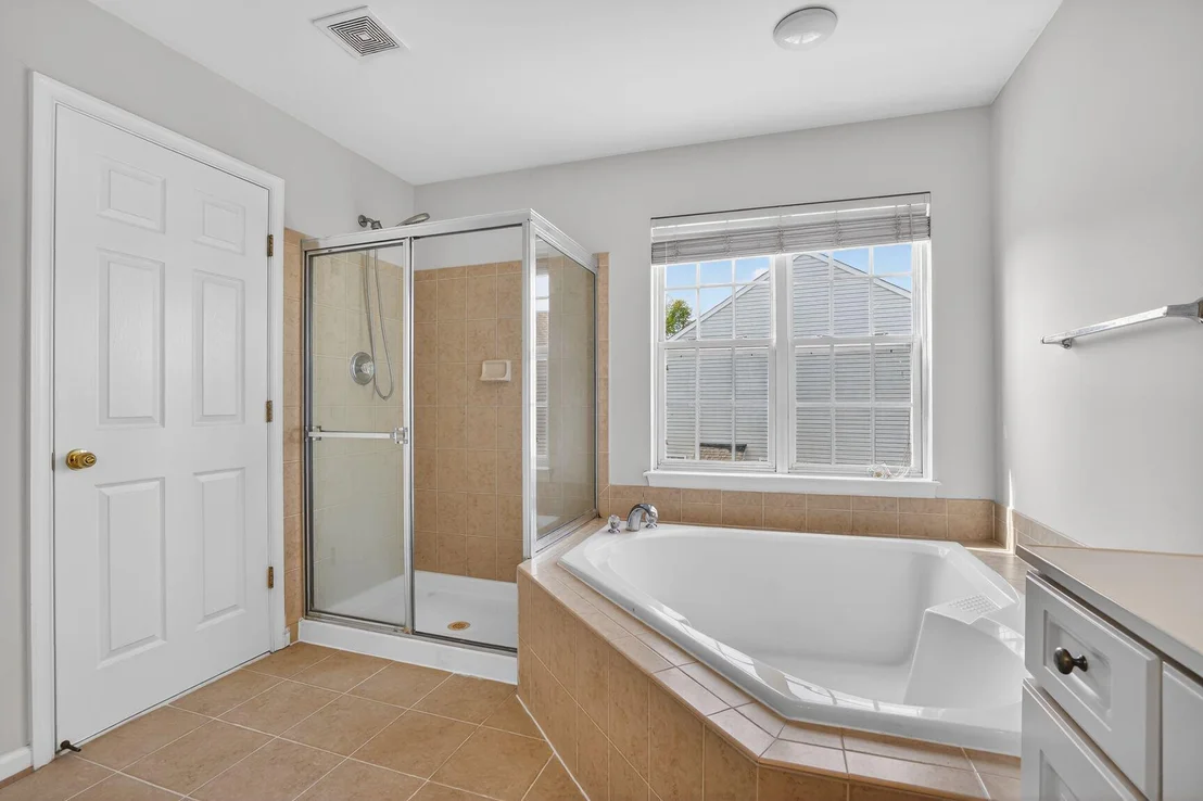 Photo of 25845 SPRING FARM CIRCLE