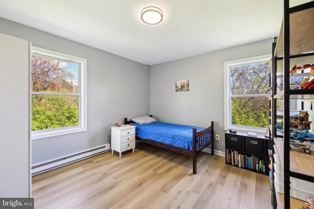 Photo of 11 10TH AVENUE